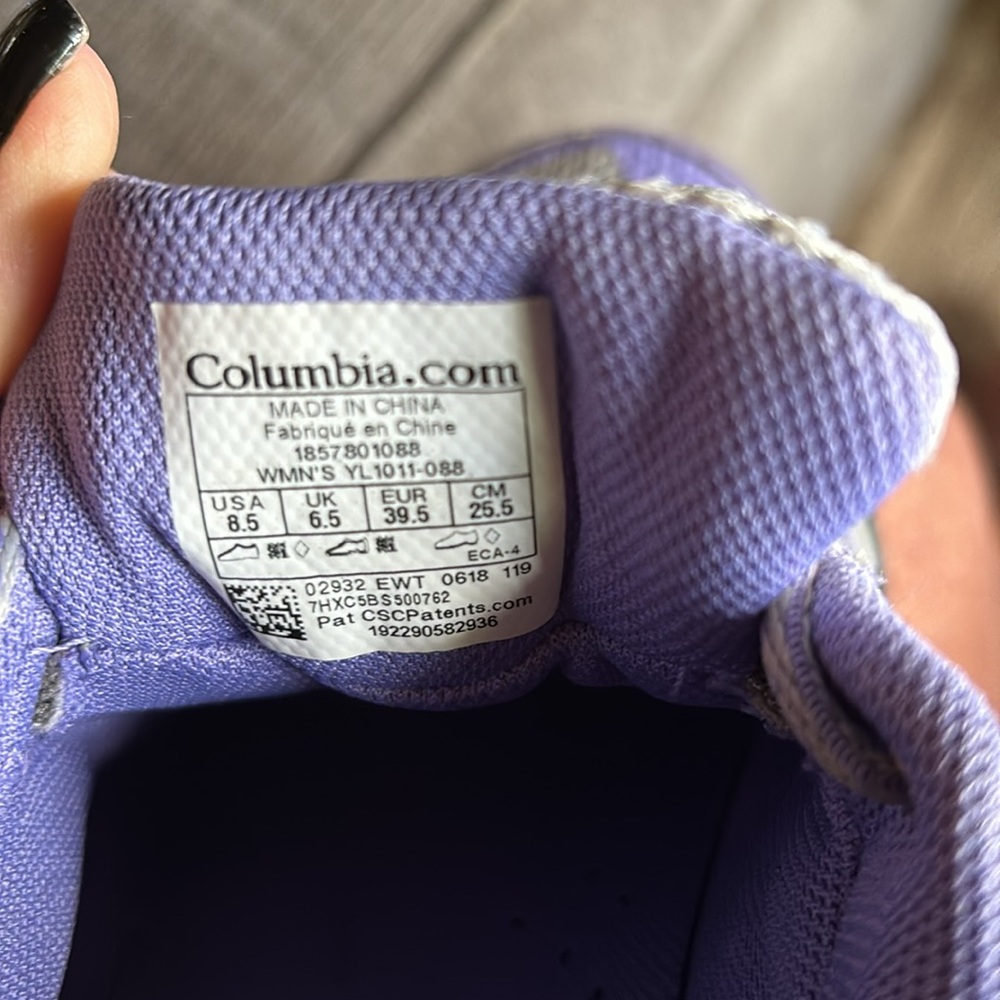 Columbia hiking shoes - Picture 4 of 4